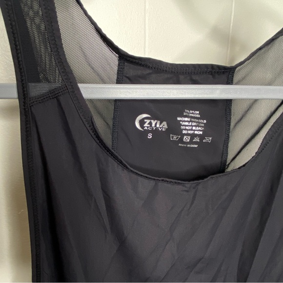 Zyia Active Black Panel Mesh Tank Size Small - Picture 4 of 7